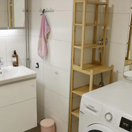 Spacious For 3 With Sauna 아파트 헬싱키