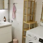 Spacious For 3 With Sauna 아파트 헬싱키