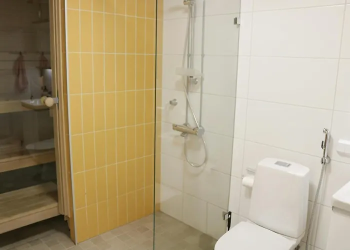 Spacious For 3 With Sauna * Хельсинки