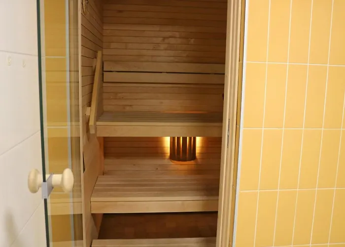 Spacious For 3 With Sauna